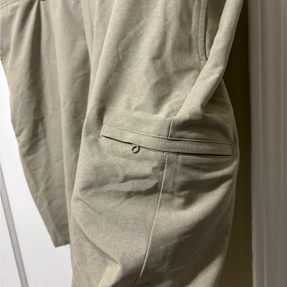 Haggar Men’s Shorts - Picture 3 of 4